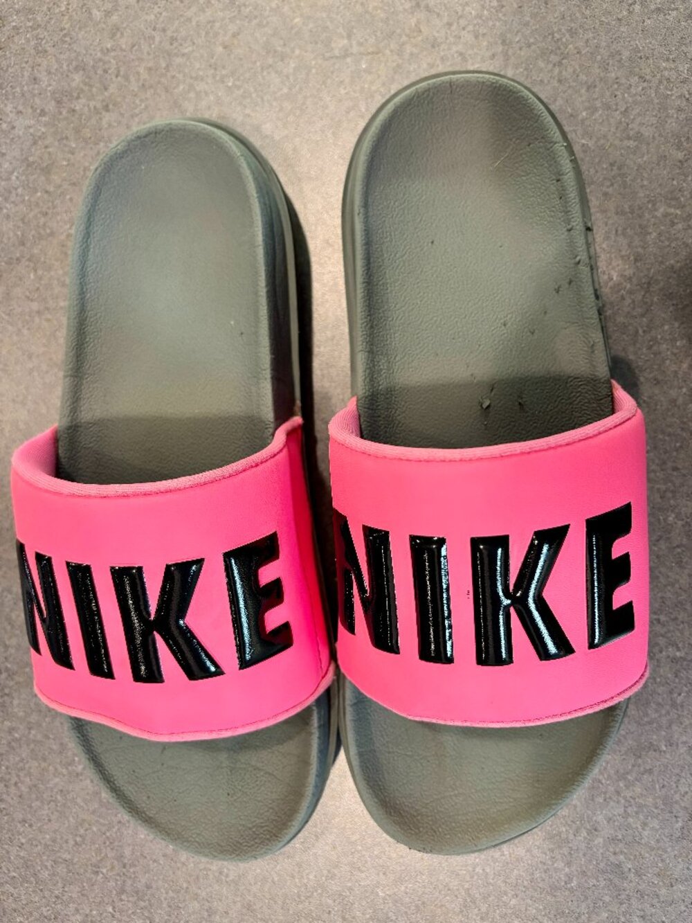 ~~Nike Off court Women's Slides Pink/Black/Grey Size 9